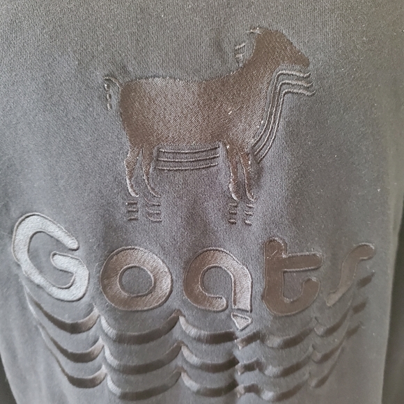 Champion Limited Canada Edition Goats Pullover - Picture 3 of 6